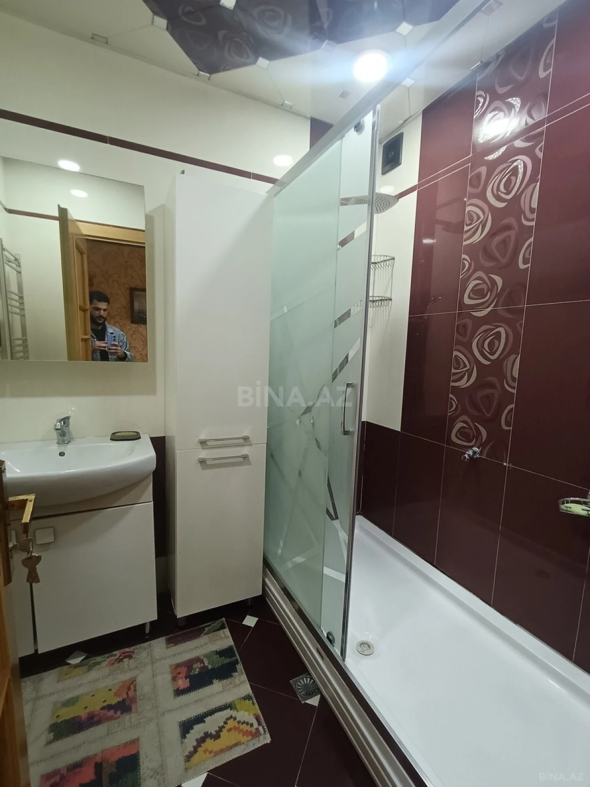 Kirayə verilir 3 otaqlı mənzil 120 m²