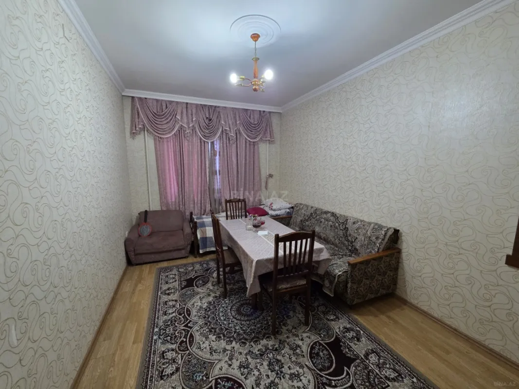 Satılır 2 otaqlı mənzil 65 m²