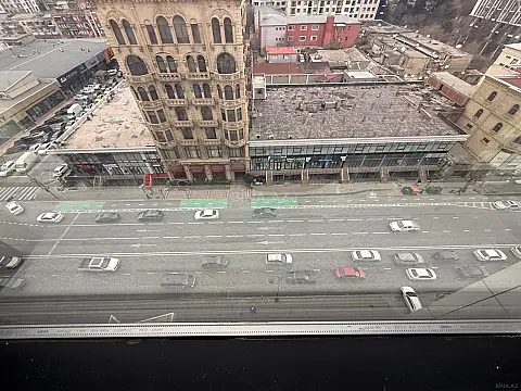 Kirayə verilir 4 otaqlı ofis 250 m²