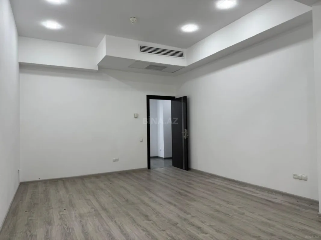 Kirayə verilir 4 otaqlı ofis 250 m²