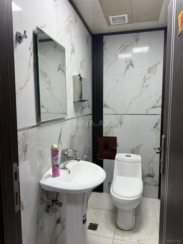 Kirayə verilir 4 otaqlı ofis 250 m²