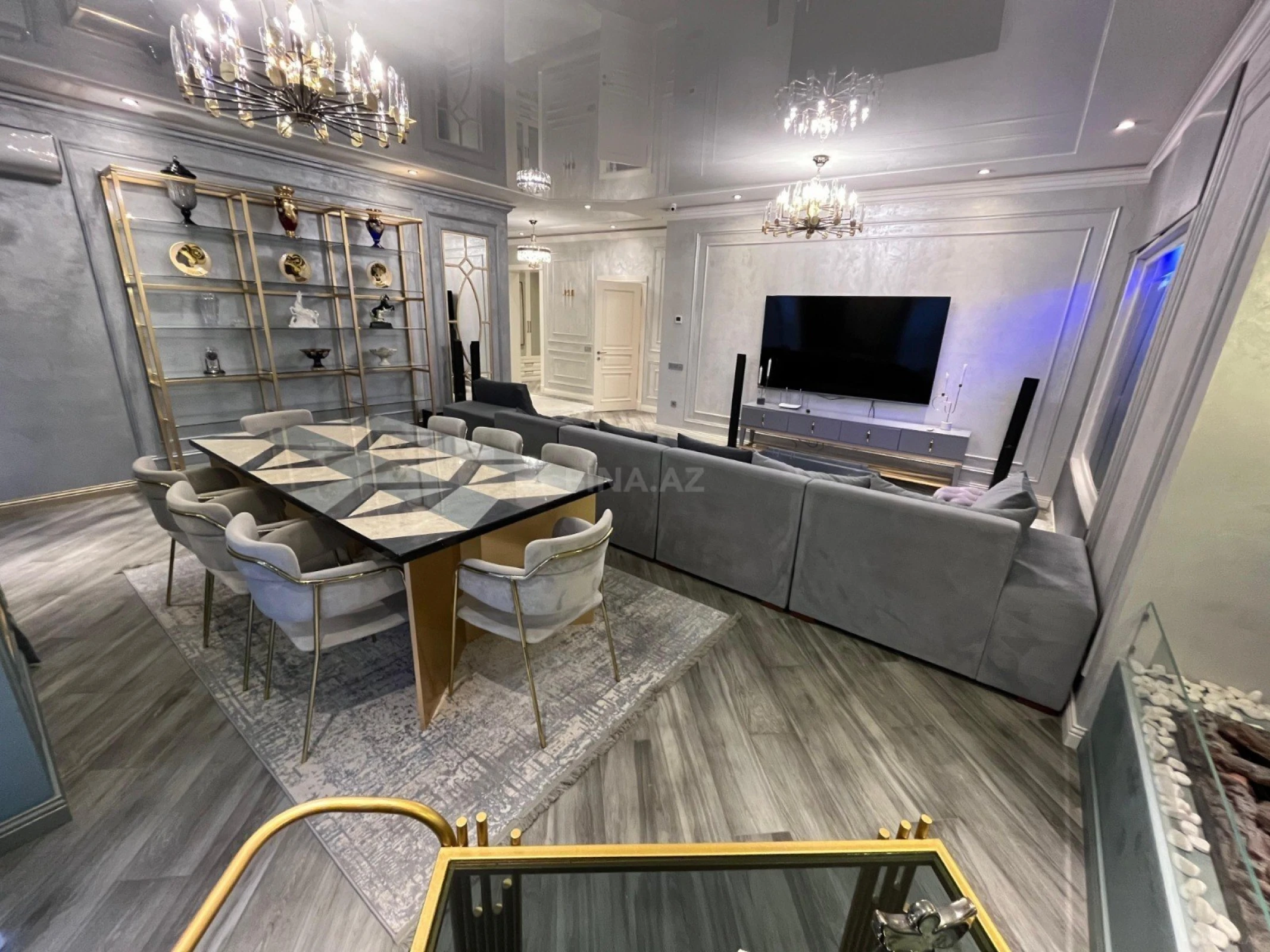 Kirayə verilir 3 otaqlı mənzil 180 m²