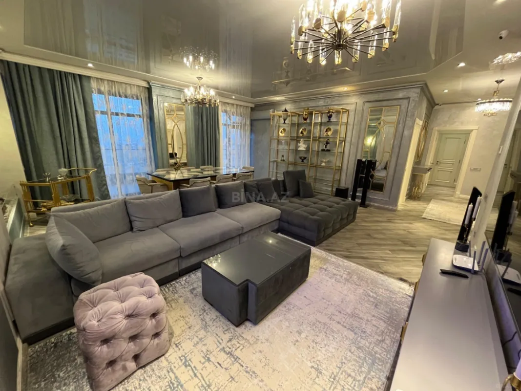 Kirayə verilir 3 otaqlı mənzil 180 m²