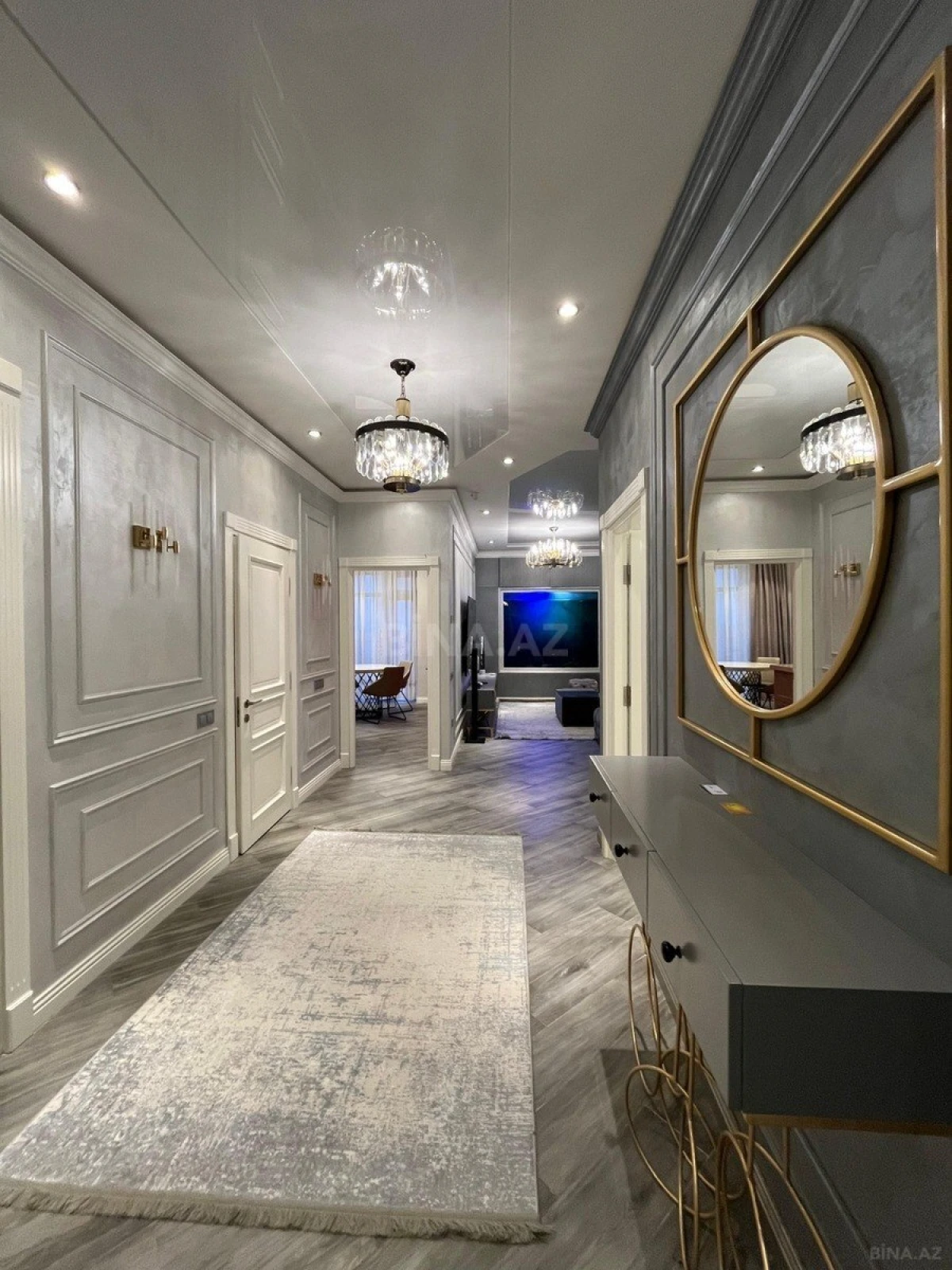 Kirayə verilir 3 otaqlı mənzil 180 m²