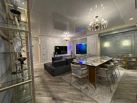 Kirayə verilir 3 otaqlı mənzil 180 m²