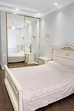 Satılır 2 otaqlı mənzil 111 m²