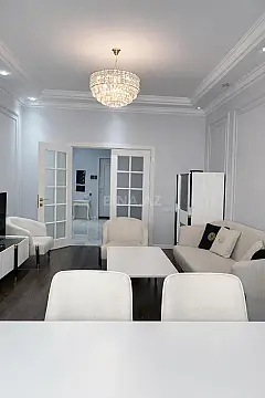 Satılır 2 otaqlı mənzil 111 m²