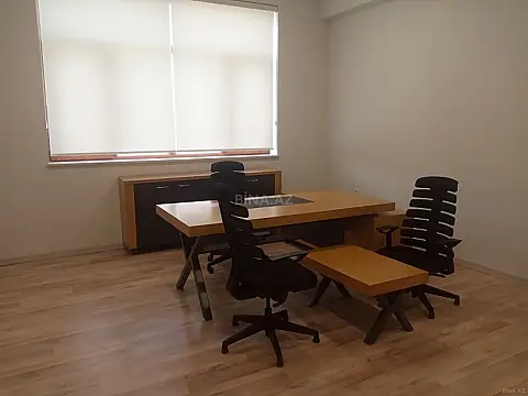 Kirayə verilir 2 otaqlı ofis 50 m² — Bakı, Nərimanov 2 otaq 50.00 m²
