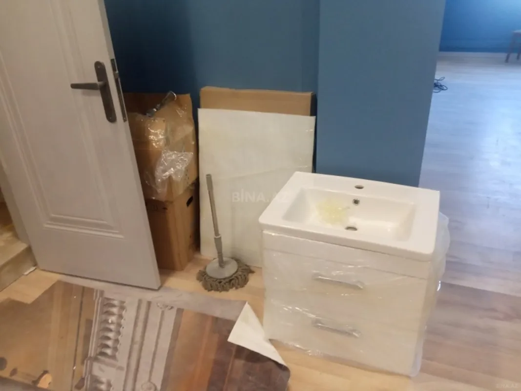 Kirayə verilir 2 otaqlı ofis 50 m²