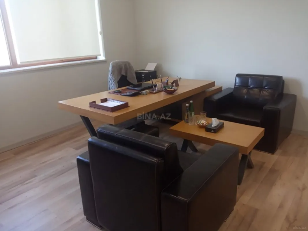 Kirayə verilir 2 otaqlı ofis 50 m²