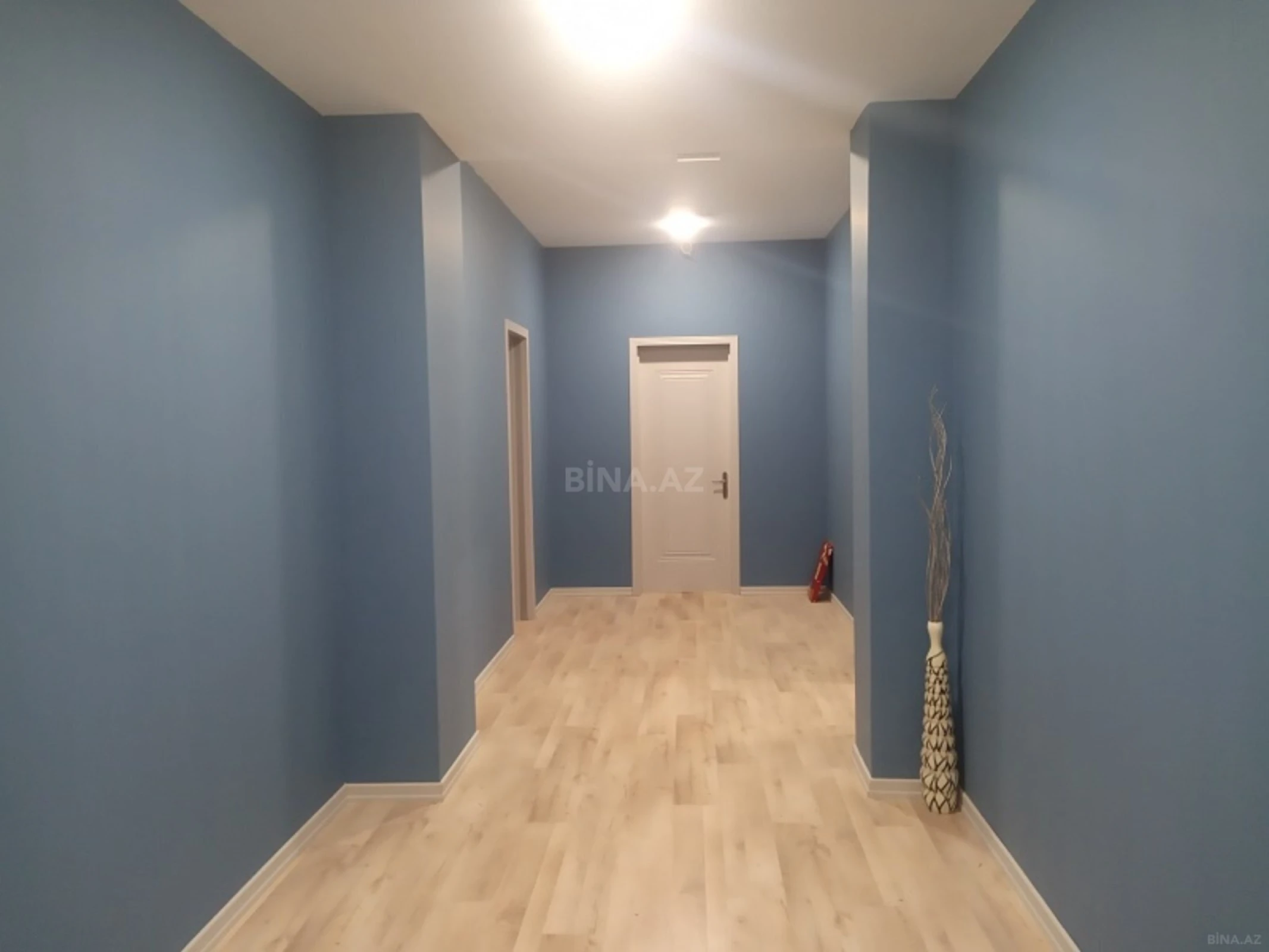 Kirayə verilir 2 otaqlı ofis 50 m²