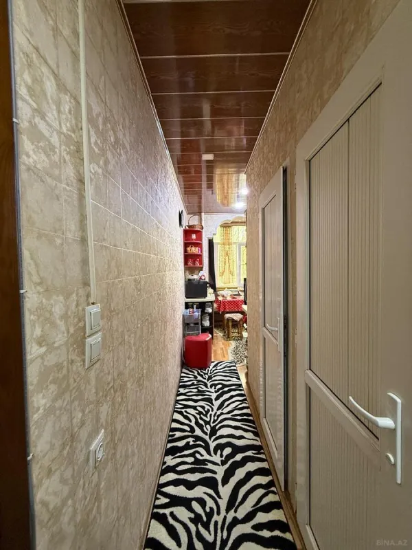 Satılır 5 otaqlı mənzil 120 m²