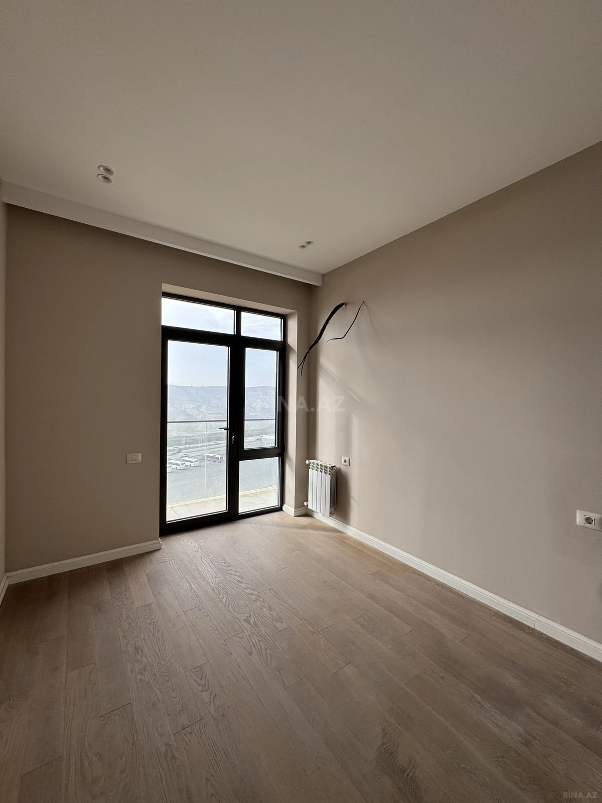 Satılır 3 otaqlı mənzil 72 m²