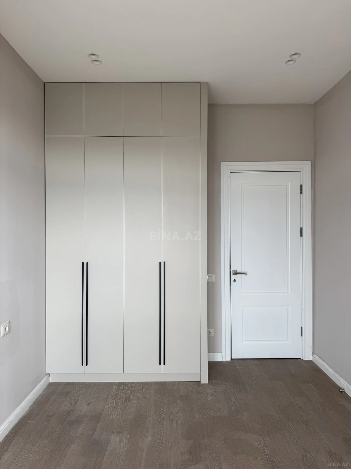 Satılır 3 otaqlı mənzil 72 m²