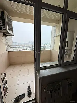 Satılır 3 otaqlı mənzil 135 m²