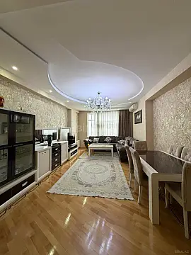 Satılır 3 otaqlı mənzil 135 m² — Bakı 3 otaq 135.00 m²