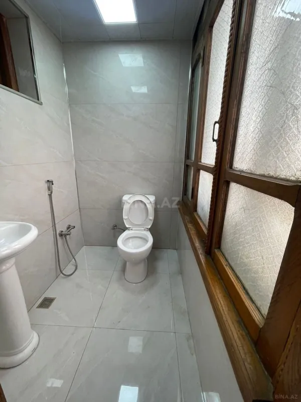 Satılır 3 otaqlı mənzil 102 m²