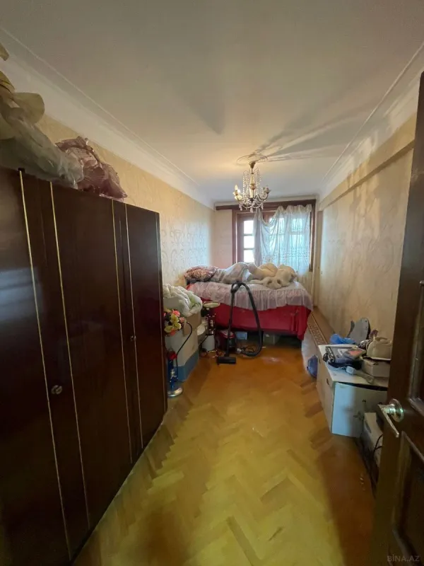 Satılır 3 otaqlı mənzil 102 m²