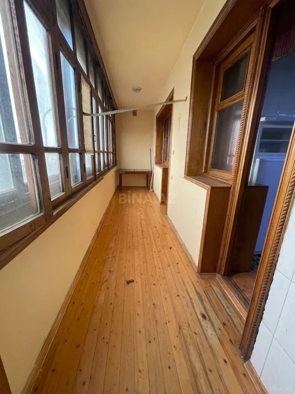 Satılır 3 otaqlı mənzil 102 m²