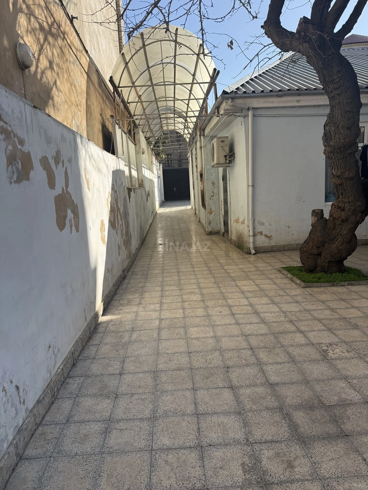 Satılır 4 otaqlı həyət evi 150 m²