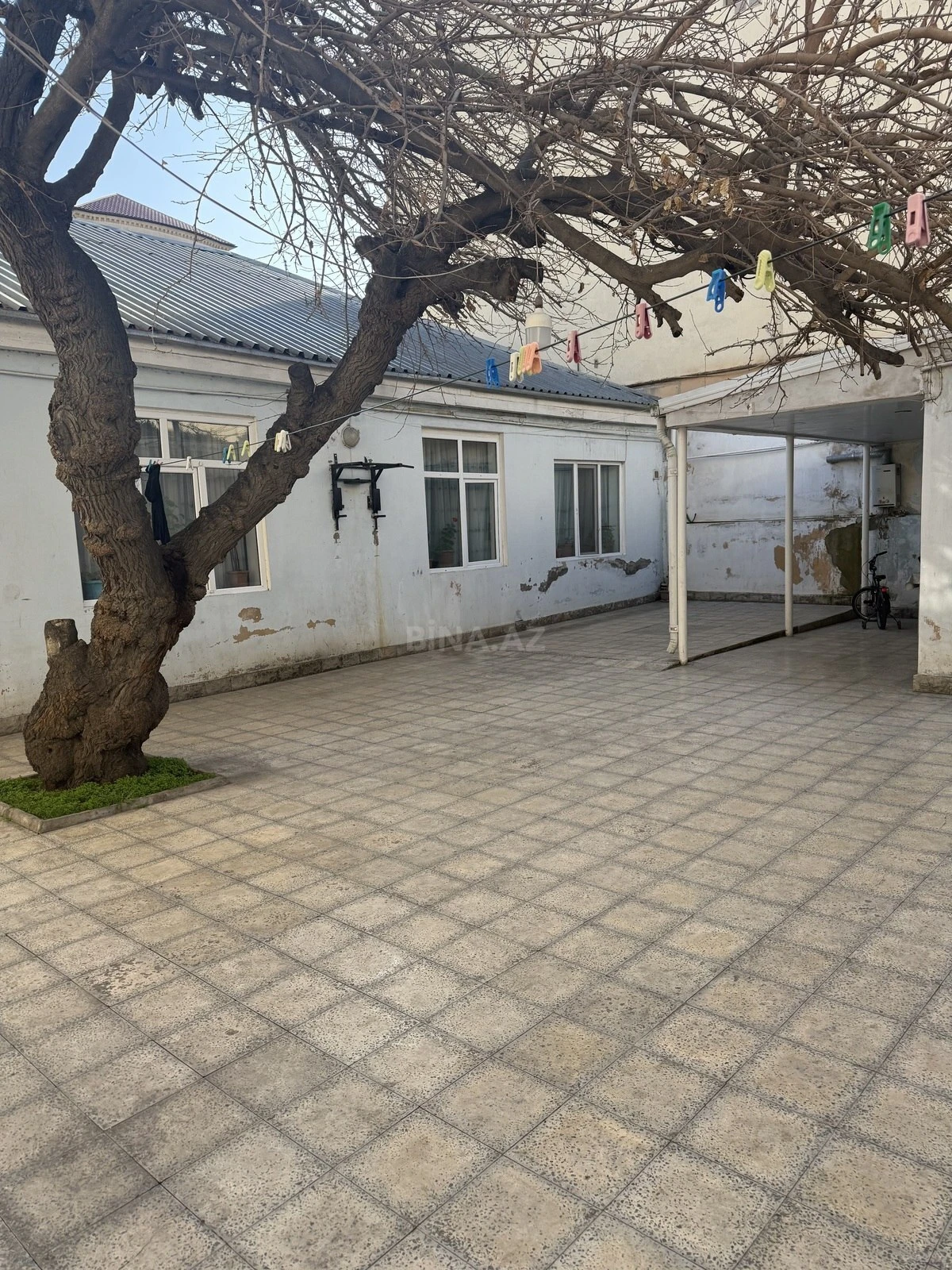 Satılır 4 otaqlı həyət evi 150 m²