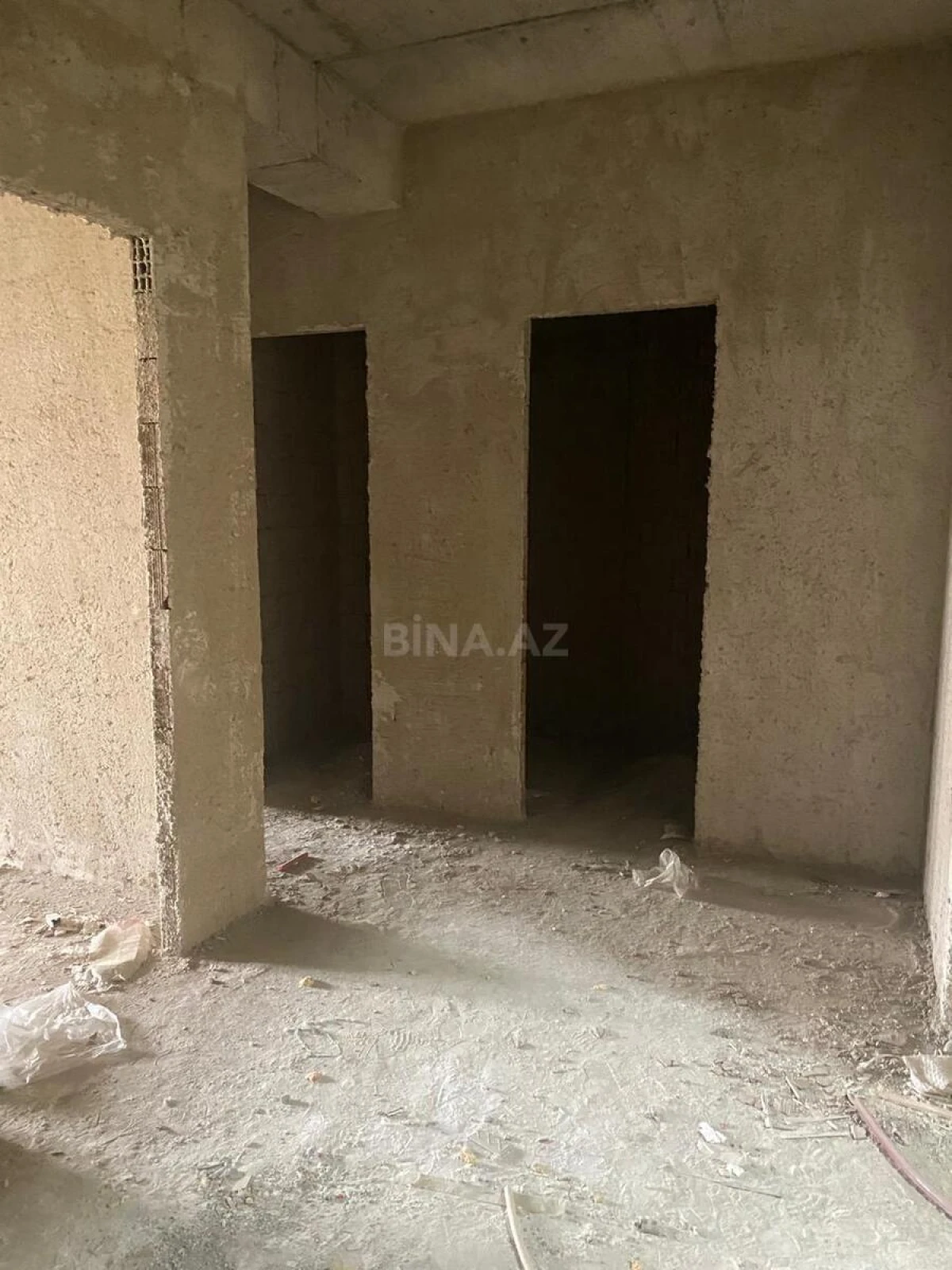 Satılır 3 otaqlı mənzil 151 m²