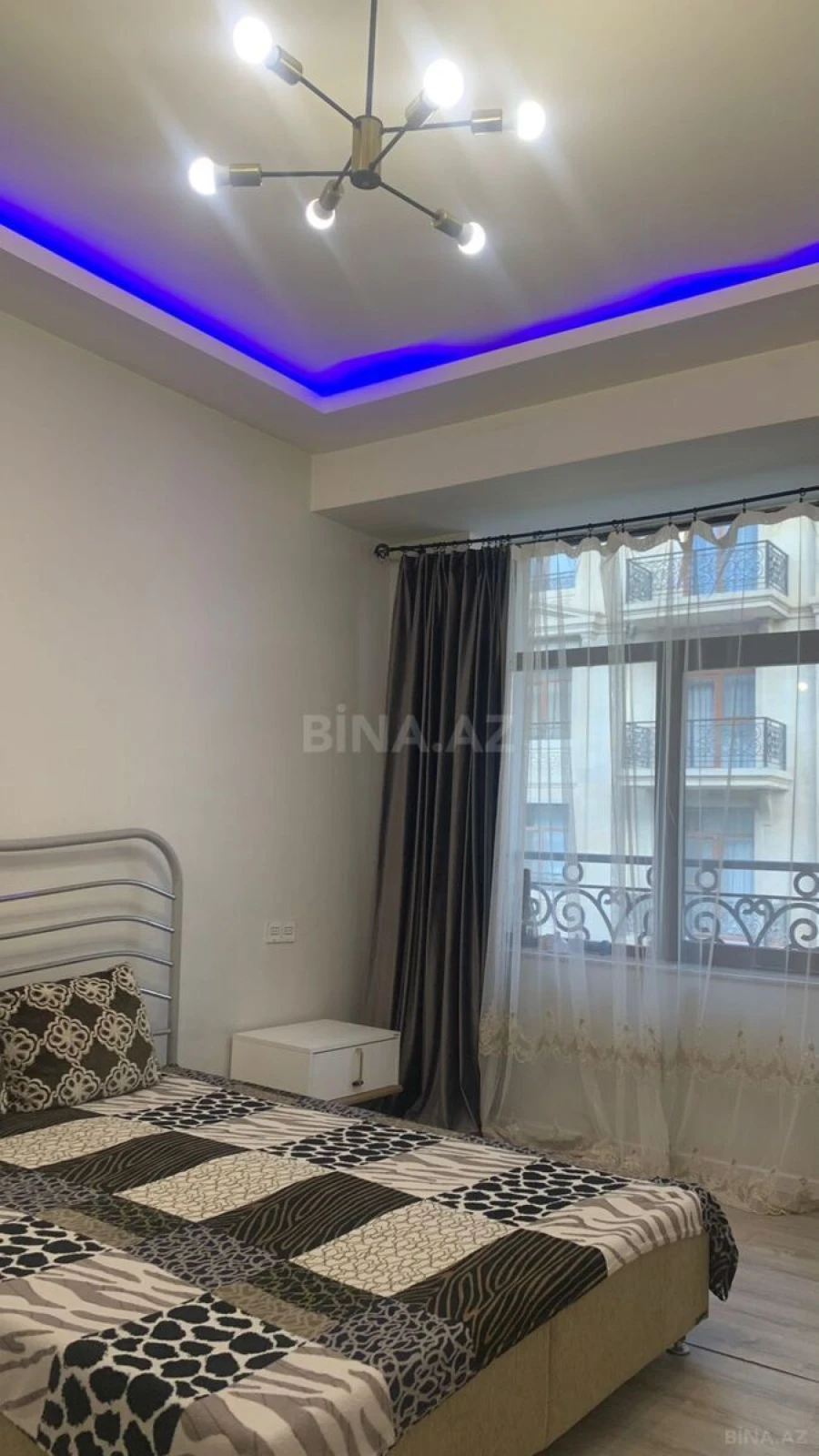 Kirayə verilir 2 otaqlı mənzil 60 m²