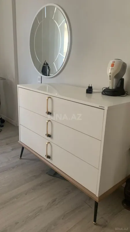 Kirayə verilir 2 otaqlı mənzil 60 m²