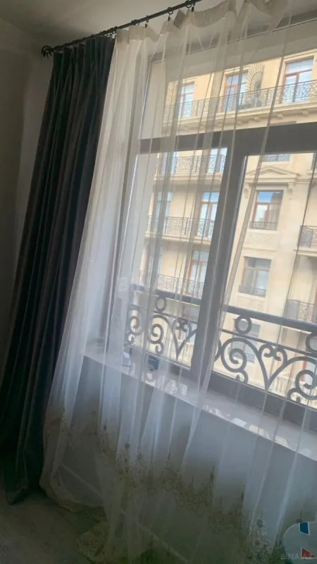 Kirayə verilir 2 otaqlı mənzil 60 m²