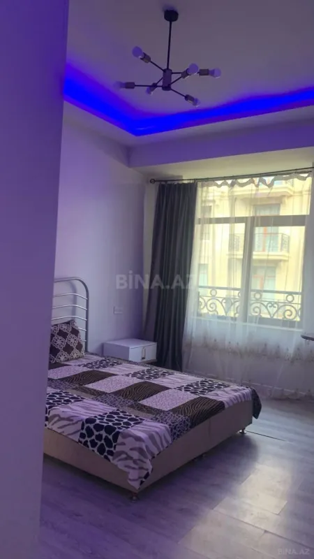 Kirayə verilir 2 otaqlı mənzil 60 m²