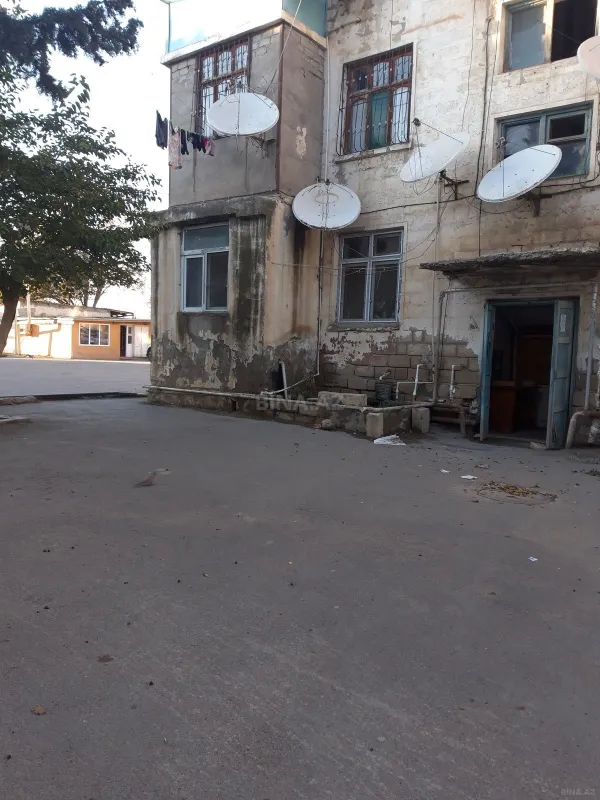 Satılır 1 otaqlı mənzil 35 m²