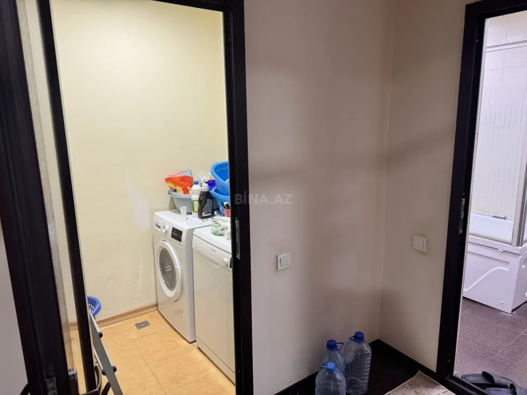Satılır 3 otaqlı mənzil 115 m²