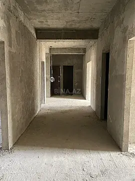 Satılır 5 otaqlı mənzil 211 m²