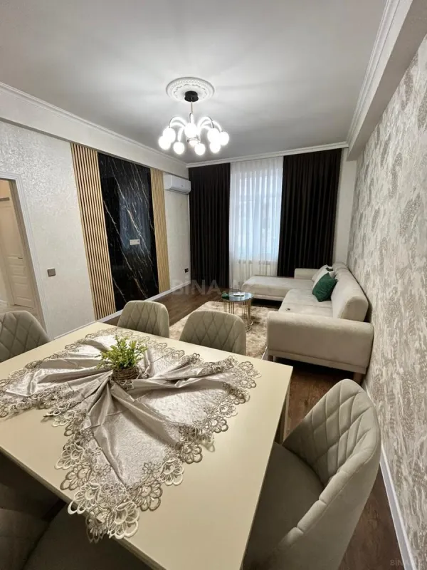Satılır 2 otaqlı mənzil 75 m²