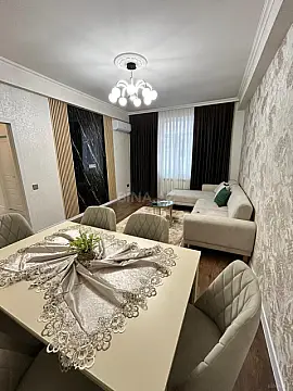 Satılır 2 otaqlı mənzil 75 m² — Bakı, İnşaatçılar 2 otaq 75.00 m²