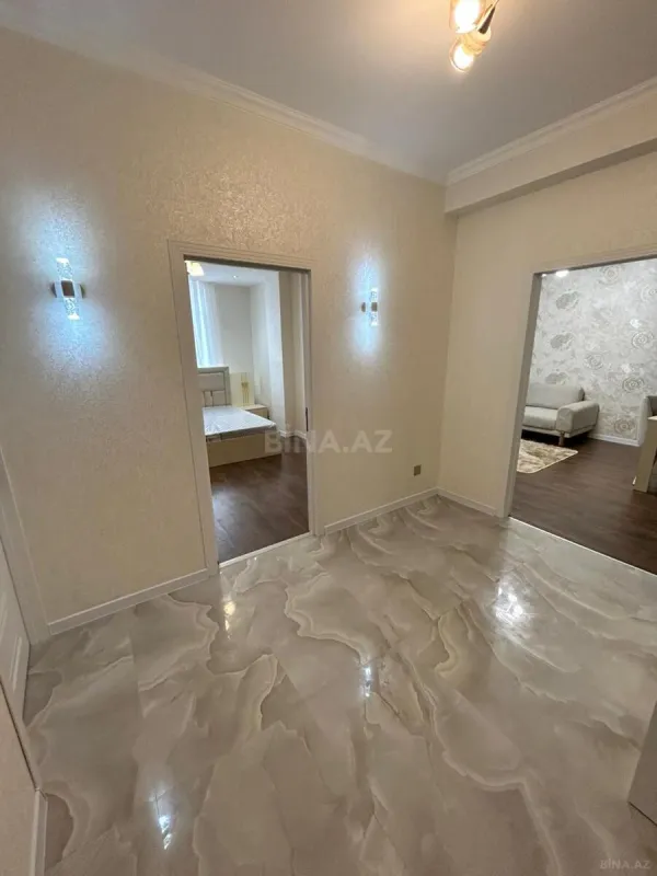 Satılır 2 otaqlı mənzil 75 m²