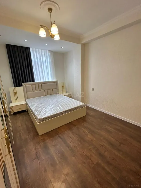 Satılır 2 otaqlı mənzil 75 m²