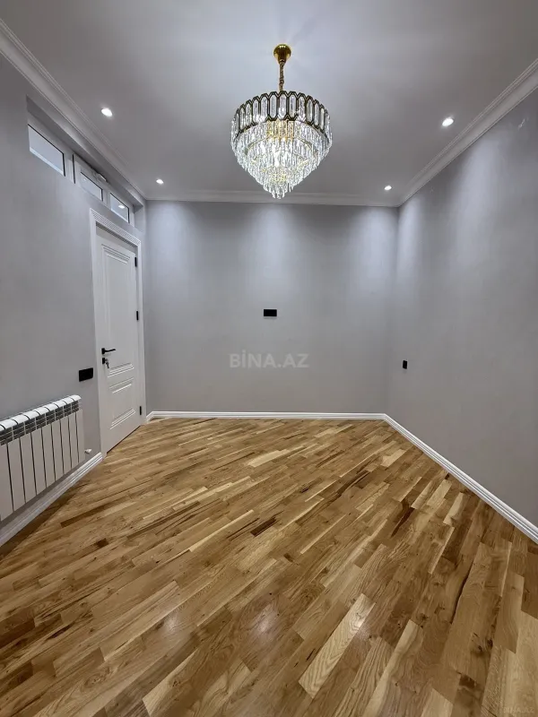 Satılır 3 otaqlı mənzil 115 m²