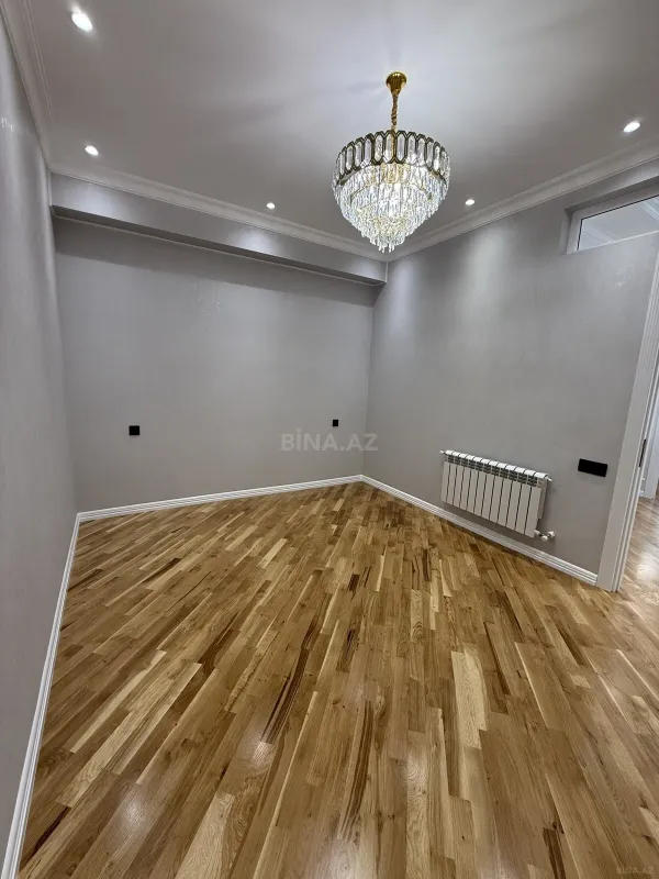 Satılır 3 otaqlı mənzil 115 m²