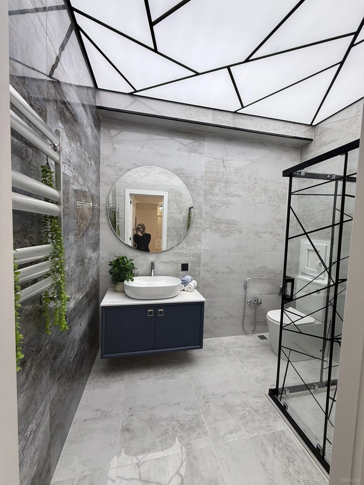 Satılır 3 otaqlı mənzil 115 m²