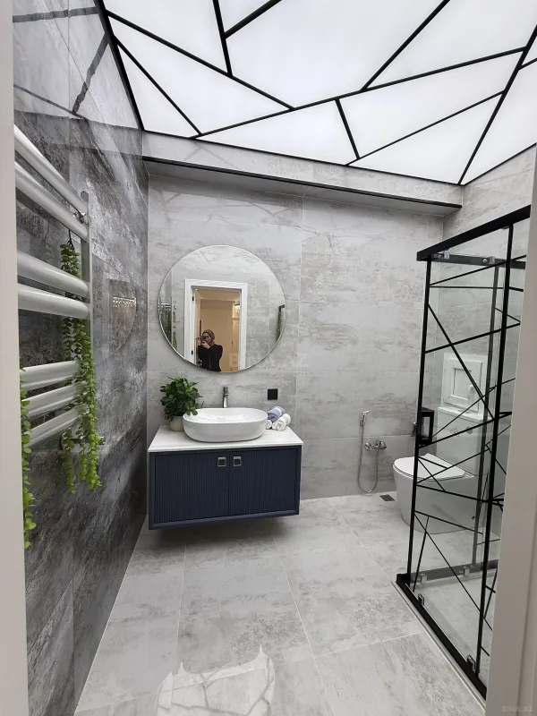 Satılır 3 otaqlı mənzil 115 m²