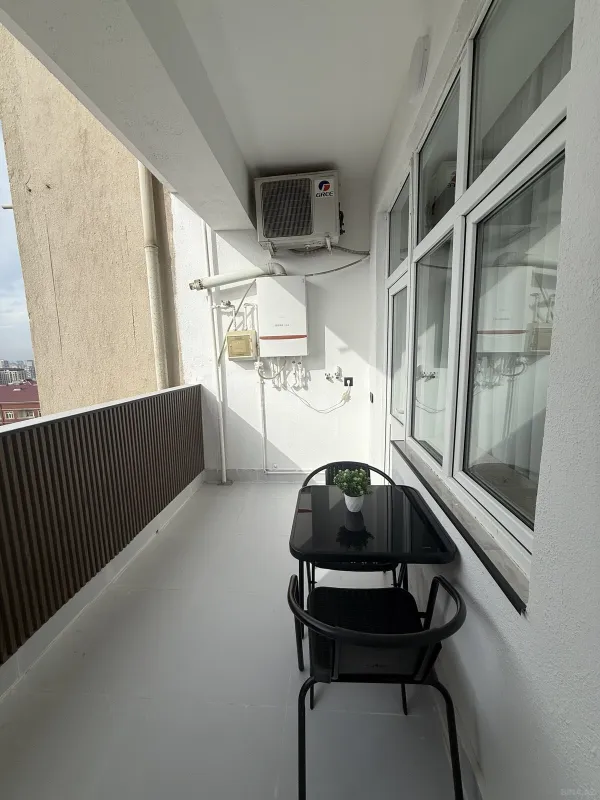 Satılır 3 otaqlı mənzil 115 m²