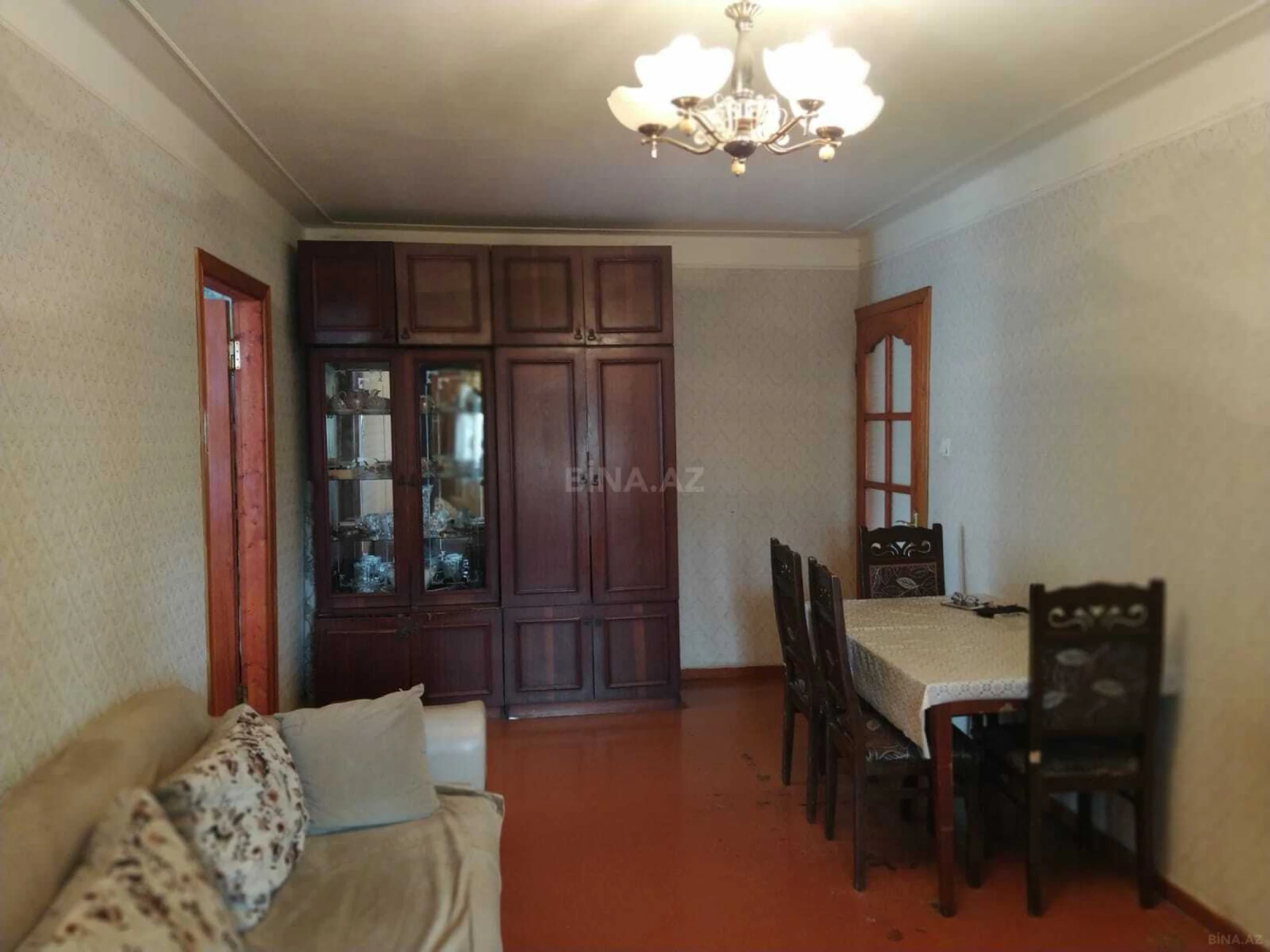 Satılır 2 otaqlı mənzil 55 m²