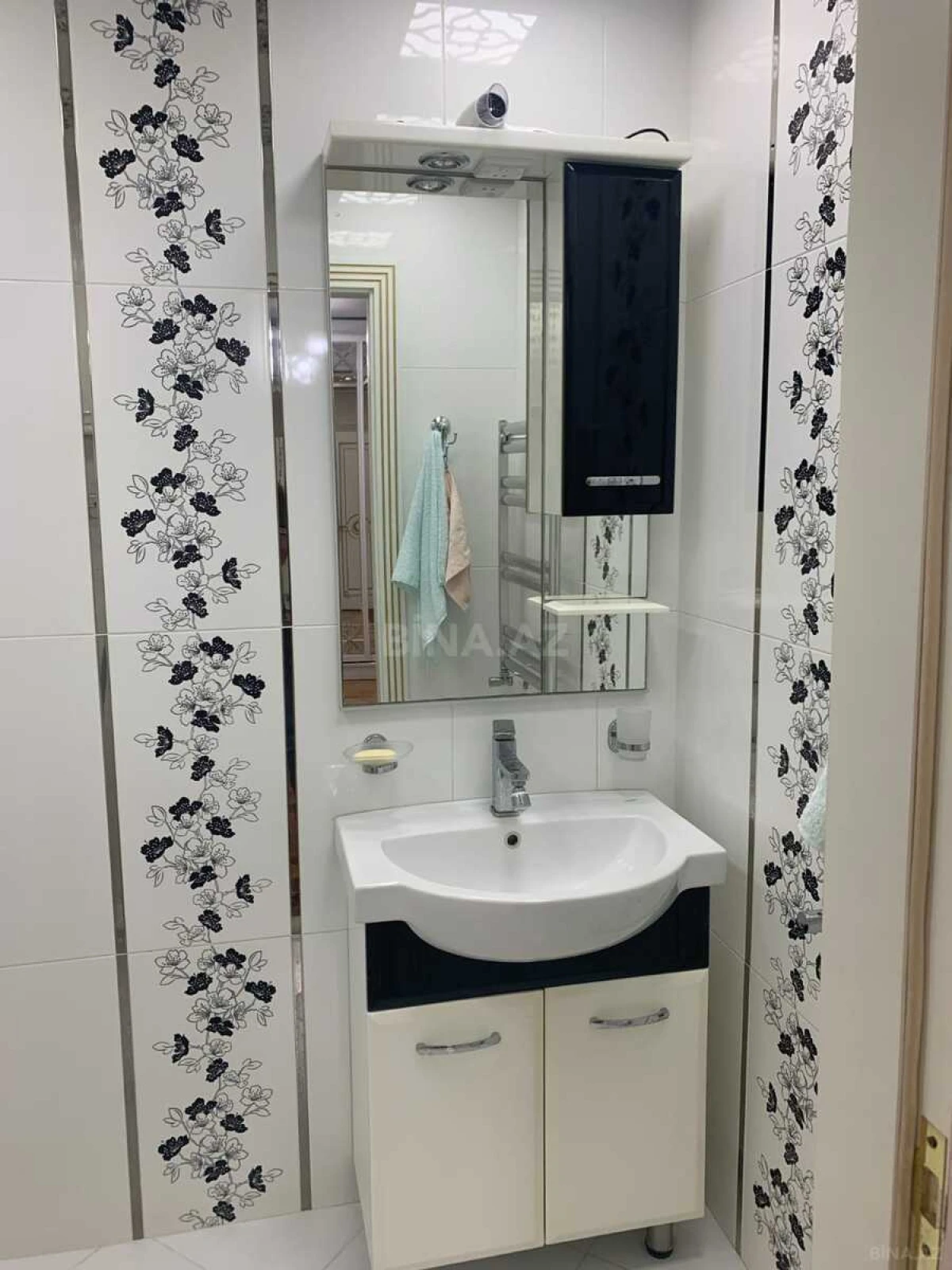 Kirayə verilir 2 otaqlı mənzil 55 m²