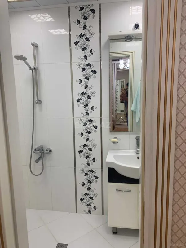 Kirayə verilir 2 otaqlı mənzil 55 m²