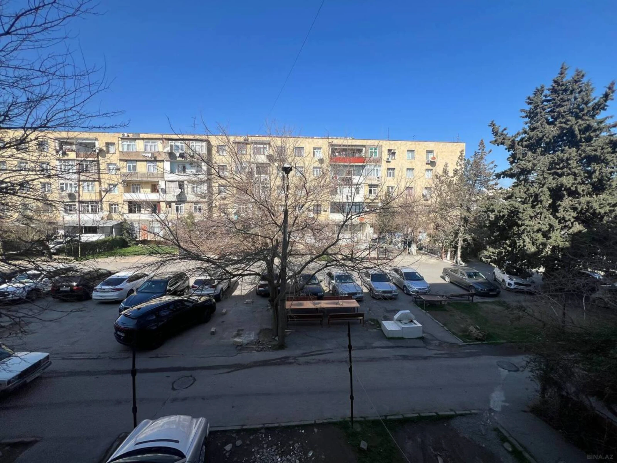 Satılır 3 otaqlı mənzil 65 m²