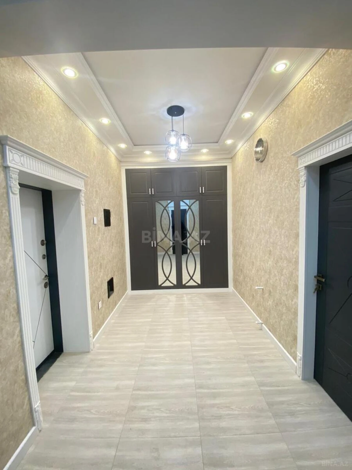 Kirayə verilir 2 otaqlı mənzil 92 m²