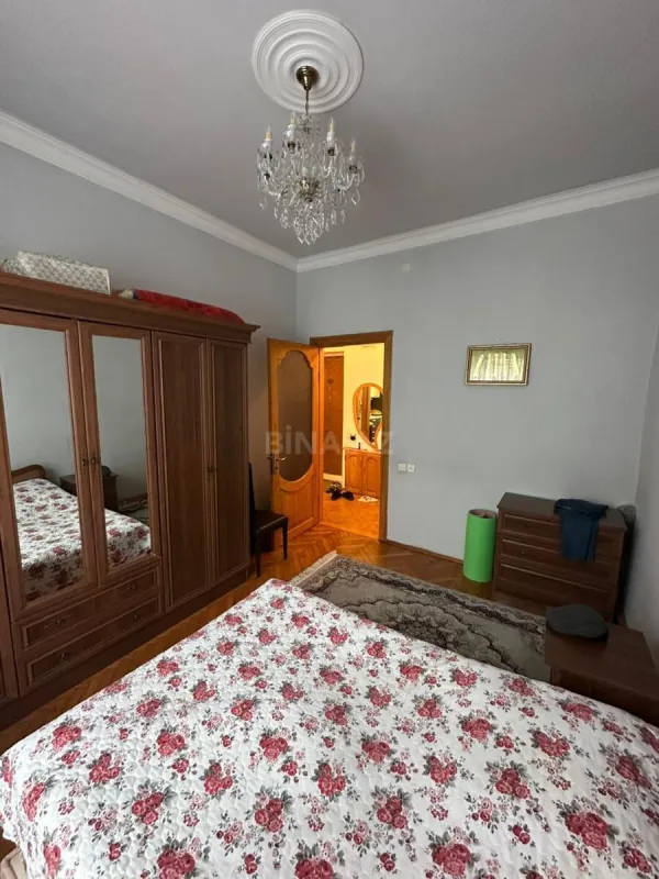 Satılır 3 otaqlı mənzil 65 m²