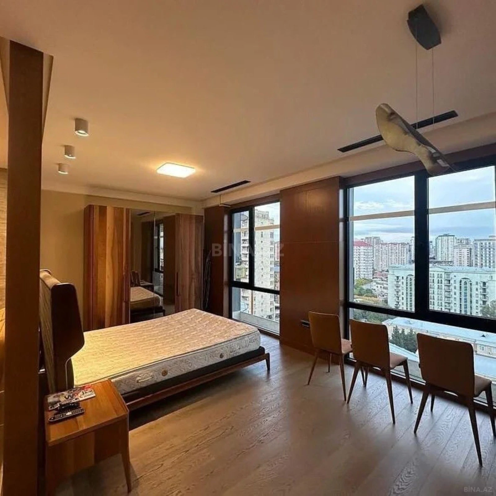 Kirayə verilir 2 otaqlı mənzil 56 m²