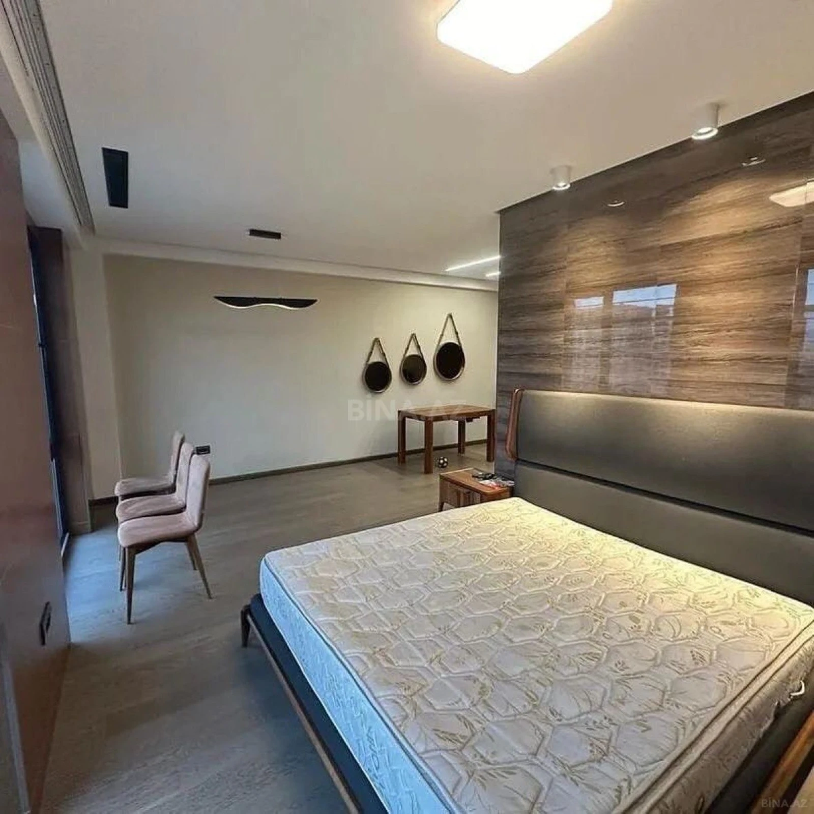 Kirayə verilir 2 otaqlı mənzil 56 m²